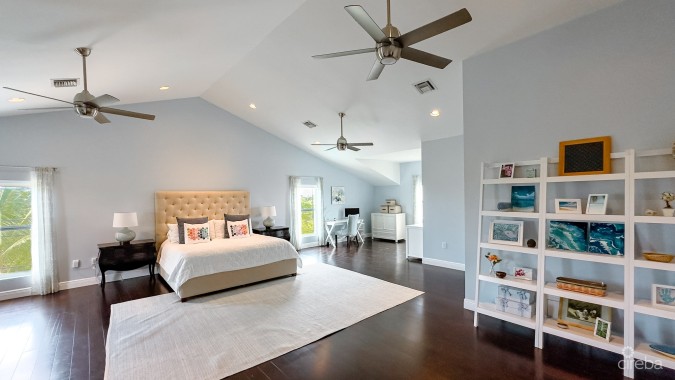 SAVANNAH FAMILY HOME WITH INVESTMENT PROPERTY