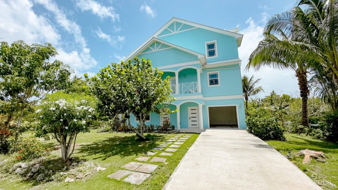SAVANNAH FAMILY HOME WITH INVESTMENT PROPERTY