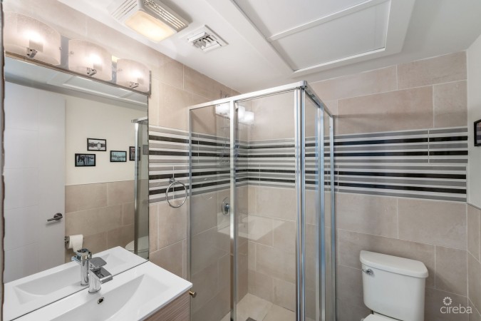 VELA 2, OCEANVIEW SOUTH SOUND HOME