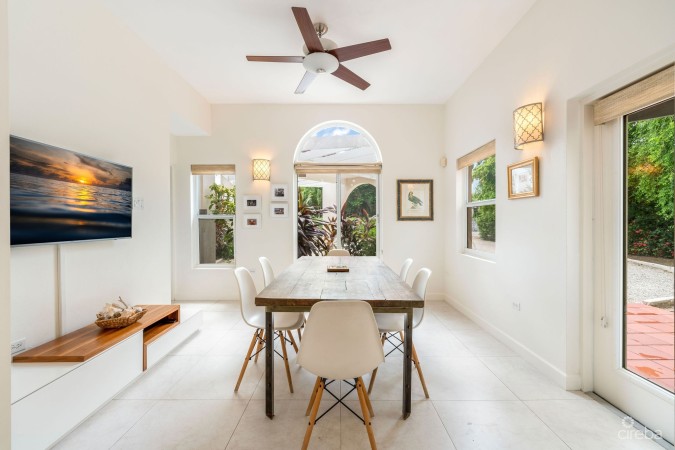 MATILDA'S HAVEN - OVER US$100K REDUCTION - MAKE AN OFFER!