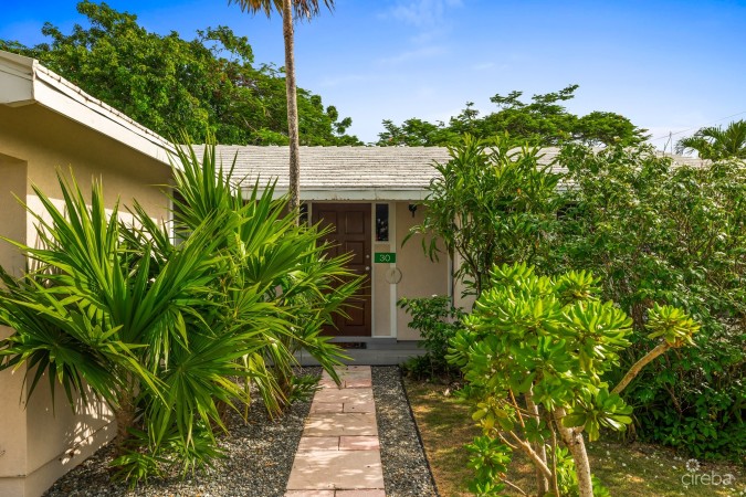 PHELAN CLOSE 30, SOUTH SOUND HOME