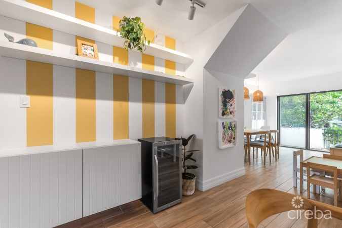 CANALFRONT 4 BED | 4.5 BATH - NEWLY RENOVATED GOVERNORS HARBOUR HOME