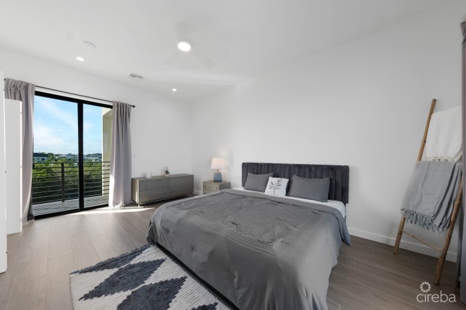ALLURE 4, WATERFRONT CONDO