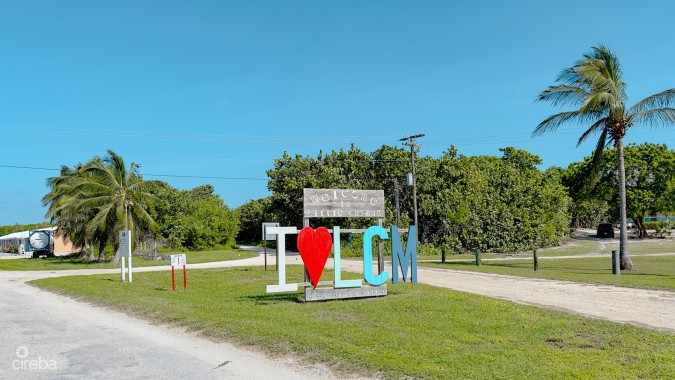 LITTLE CAYMAN OCEANFRONT LAND