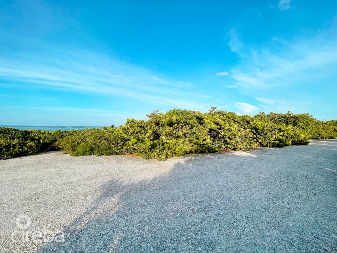 LITTLE CAYMAN OCEANFRONT LAND