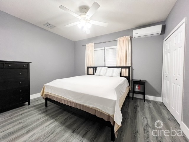 IMMACULATE 2-BEDROOM CONDO IN FALCON CLOSE