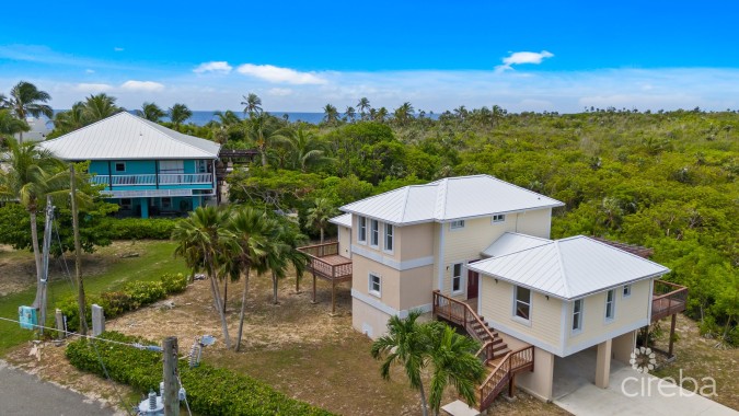 FALLSREACH CLOSE 19, BEACH BAY HOME