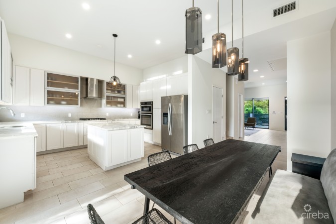 VELA TOWNHOME 15 WITH OCEAN VIEWS