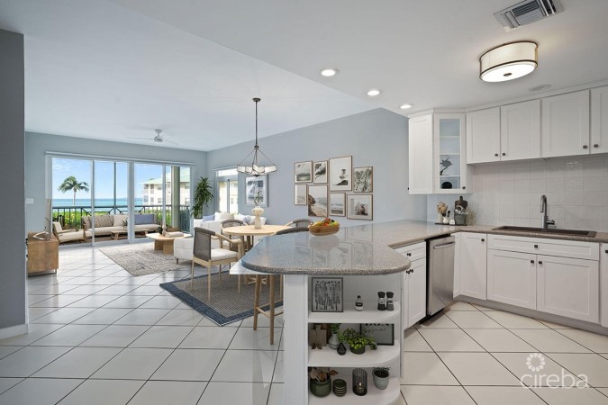 CRESCENT POINT UNIT #15, SEVEN MILE BEACH