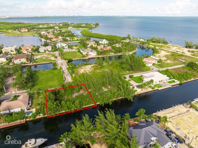 CANAL FRONT PARCEL - SUNRISE LANDING