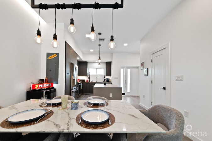 VIVI 14, TWO BEDROOM TOWNHOME