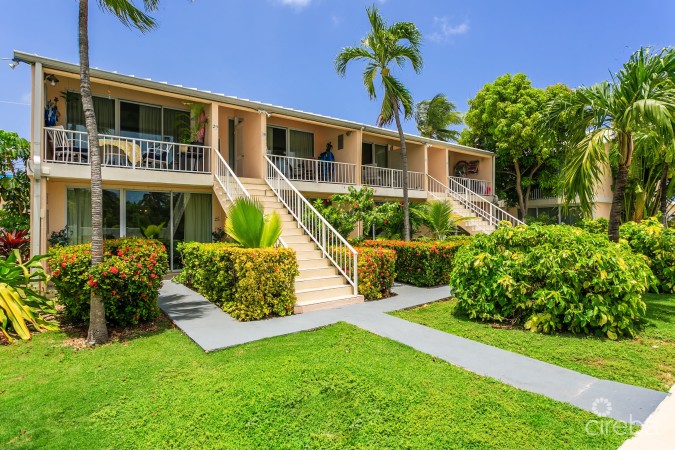 ISLAND PINE VILLAS