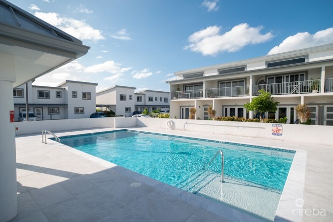 DOWNTOWN REACH TOWNHOUSE