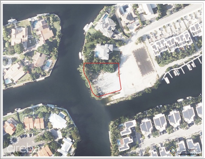 CRYSTAL HARBOUR CANAL FRONT LAND