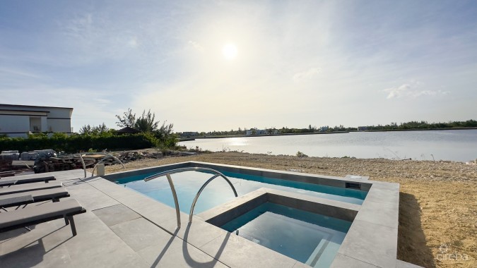 AUBURN BAY WATERFRONT RESIDENCES,  RED BAY