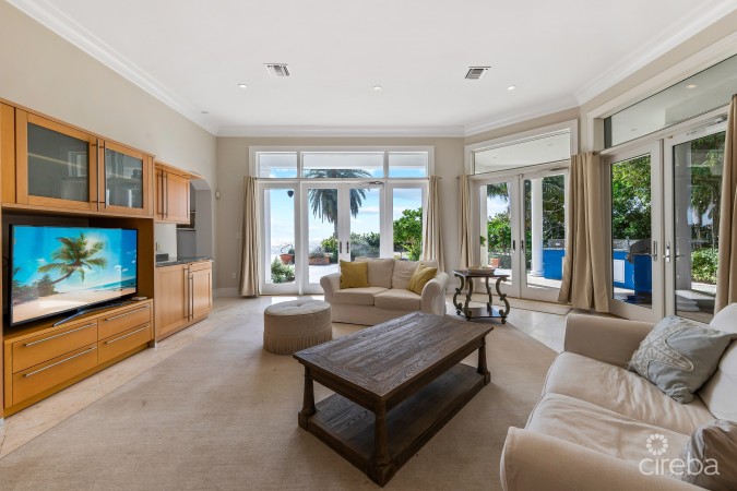 508 SOUTH SOUND - LUXURY BEACH FRONT ESTATE