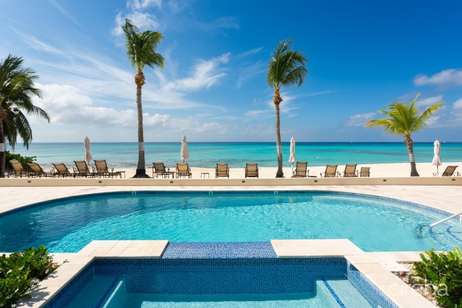 THE PALMS #7, SEVEN MILE BEACH