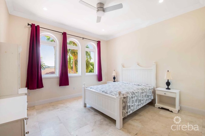 VISCAYA, STUNNING VIEWS OVERLOOKING GOVERNOR'S CREEK