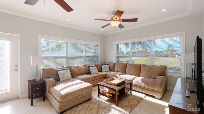 SAVANNAH FAMILY HOME