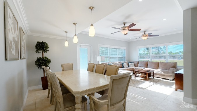 SAVANNAH FAMILY HOME