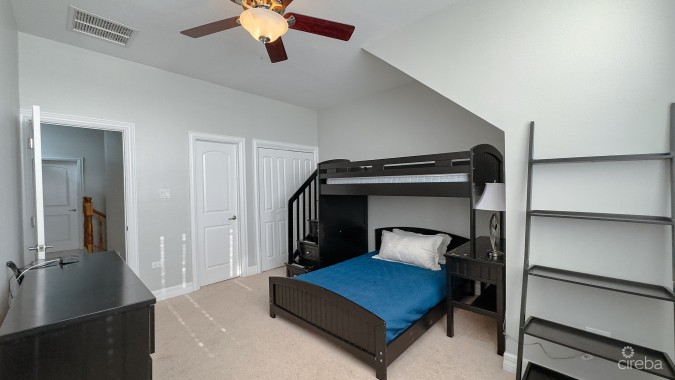 SAVANNAH FAMILY HOME