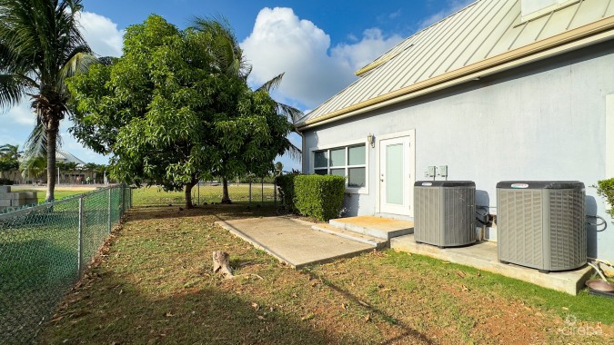 SAVANNAH FAMILY HOME