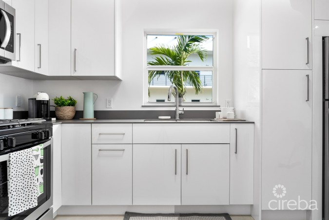 BREEZY PORT - GROUND FLOOR