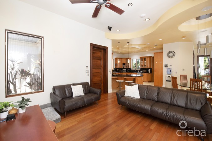 SOUTH SOUND ESTATE