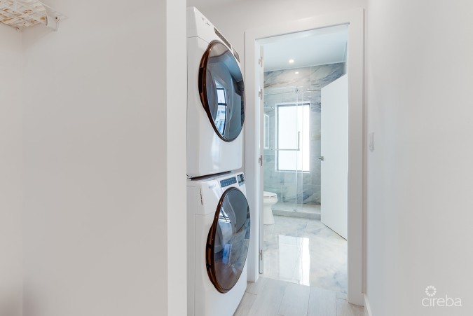 STUNNING OVERSIZED 2 BED UNIT AT BAHIA