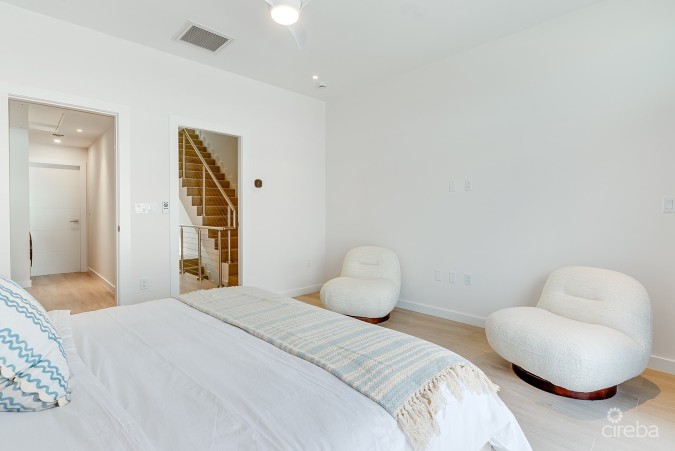 STUNNING OVERSIZED 2 BED UNIT AT BAHIA
