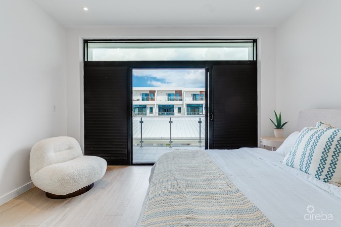 STUNNING OVERSIZED 2 BED UNIT AT BAHIA