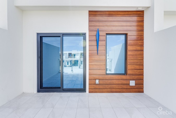 STUNNING OVERSIZED 2 BED UNIT AT BAHIA