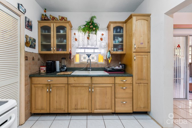 4 BEDROOM INCOME GENERATING HOME, TROPICAL GARDENS