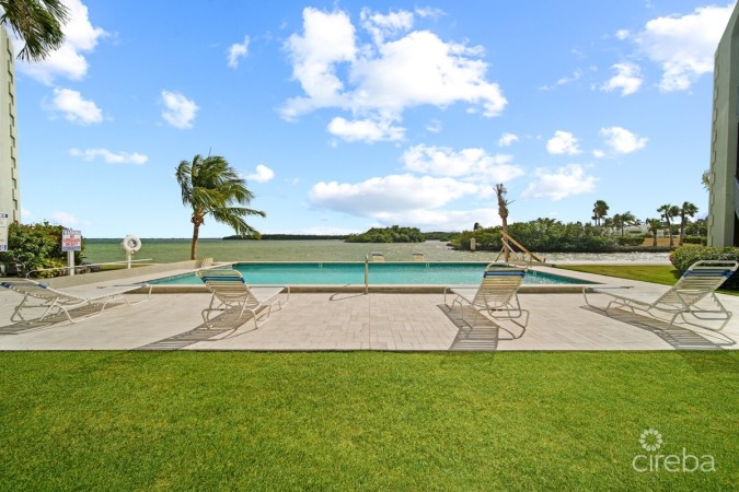 TURTLE COVE ONE BEDROOM PENTHOUSE