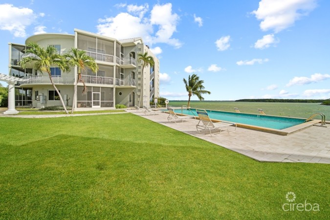 TURTLE COVE ONE BEDROOM PENTHOUSE