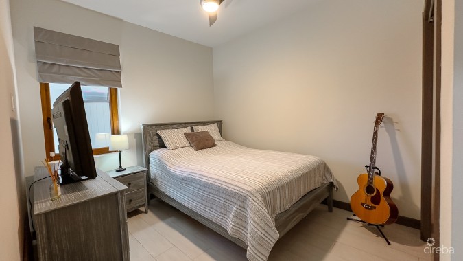 ARVIA WATERFRONT CONDO 2 BED PLUS DEN