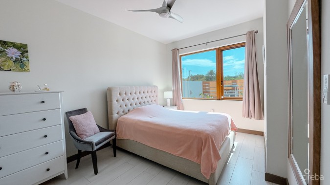 ARVIA WATERFRONT CONDO 2 BED PLUS DEN