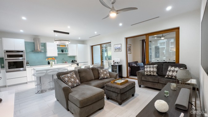 ARVIA WATERFRONT CONDO 2 BED PLUS DEN