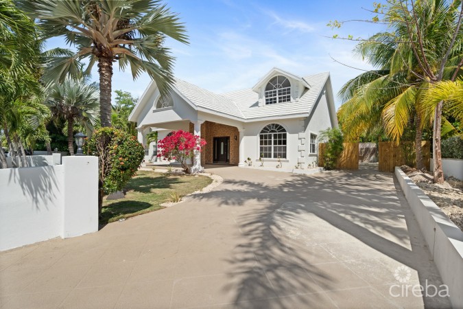 NINE PALMS RESIDENTIAL HOME WITH INCOME PRODUCING COTTAGES