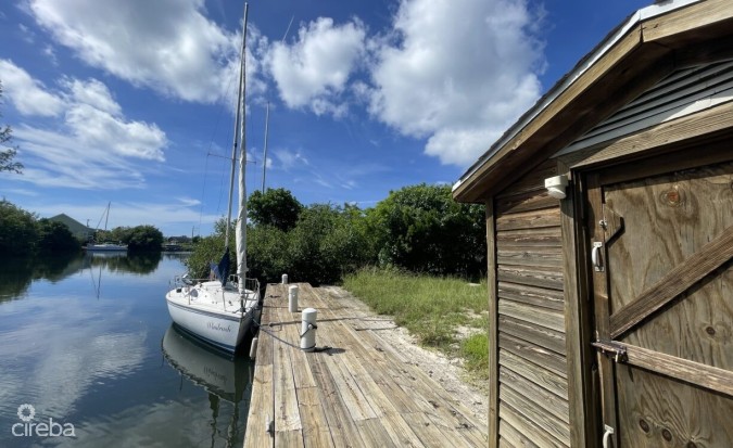 ABBEY WAY CANAL FRONT .45ACRE