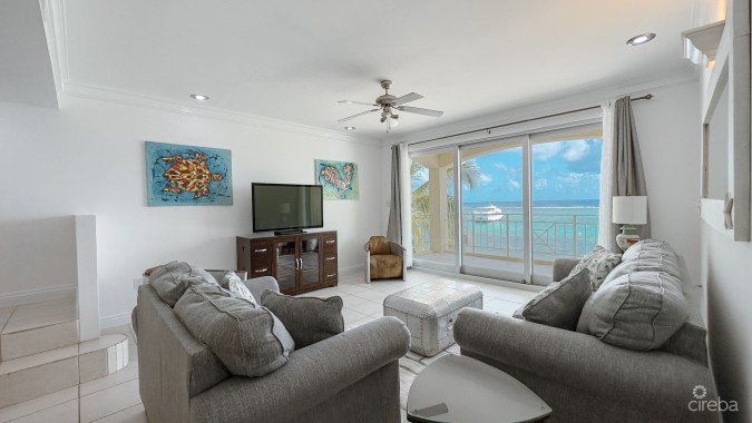 EMERALD BEACH CLUB