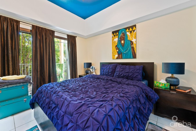 VALENCIA HEIGHTS- 2 BED 2 BATH