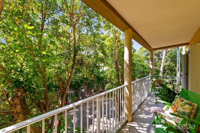 VALENCIA HEIGHTS- 2 BED 2 BATH