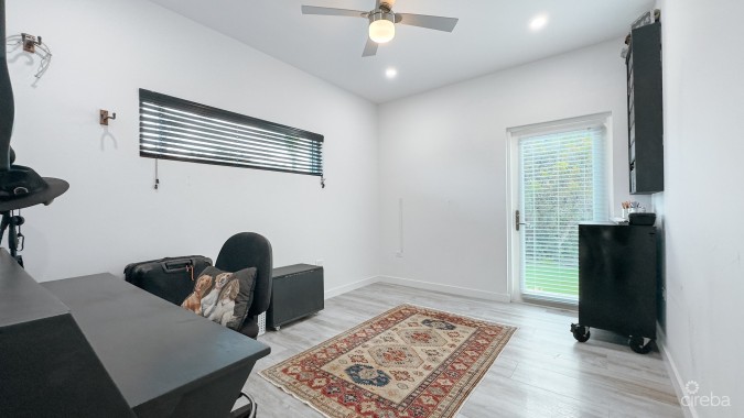 HIGHLANDS DUPLEX WEST BAY