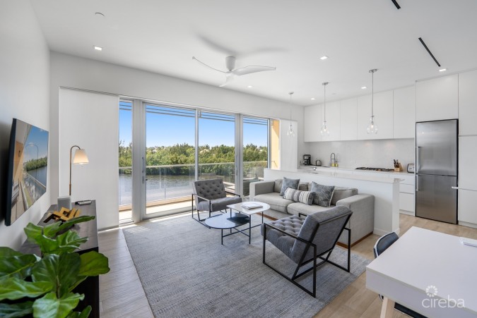 ONE CANAL POINT 531 WITH DOCK