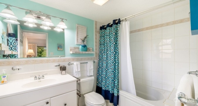 THE HERITAGE CLUB - SEVEN MILE BEACHFRONT CONDO