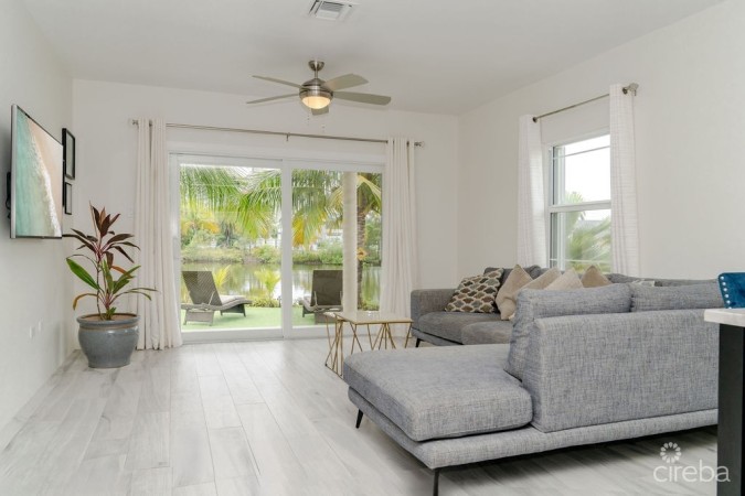 COCONUT VILLAGE STAND ALONE LAKEFRONT HOME