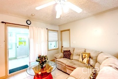 LITTLE CAYMAN COTTAGE HOME ON GAZEBO LANE