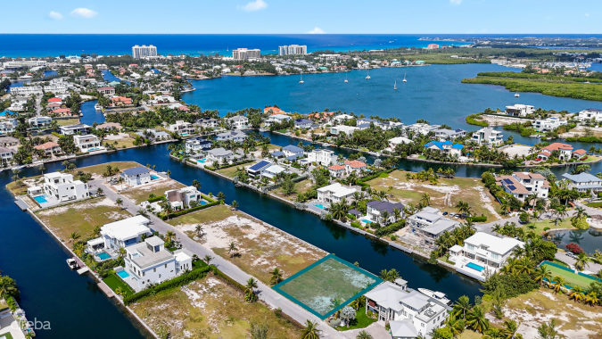 CRYSTAL HARBOUR - MARQUISE QUAY  (LOT A)