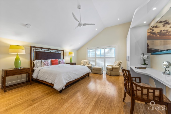BRITANNIA REGENTS COURT 722, SEVEN MILE CORRIDOR FAMILY HOME